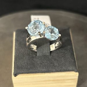 Bague toi & moi en or blanc 18 carats (750/000) sertie de 2 topazes