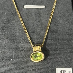 Pendentif péridot sur or jaune 18 carats (750/000)